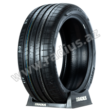 Pzero Sports Car 285/40 R21